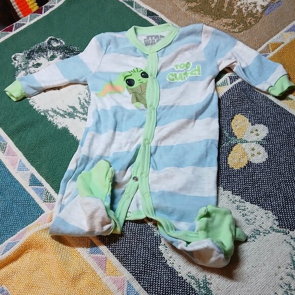 Star Wars 3-6M Infant Baby Mandalorian Yoda Onesie Footies Happy Threads - Picture 8 of 9